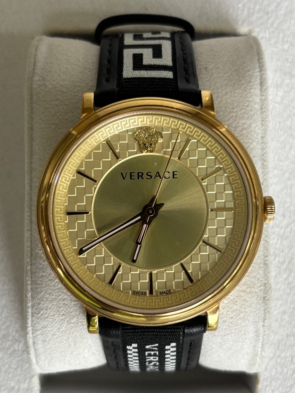 Versace Greca Medusa VCircle Watch - Picture 3 of 6